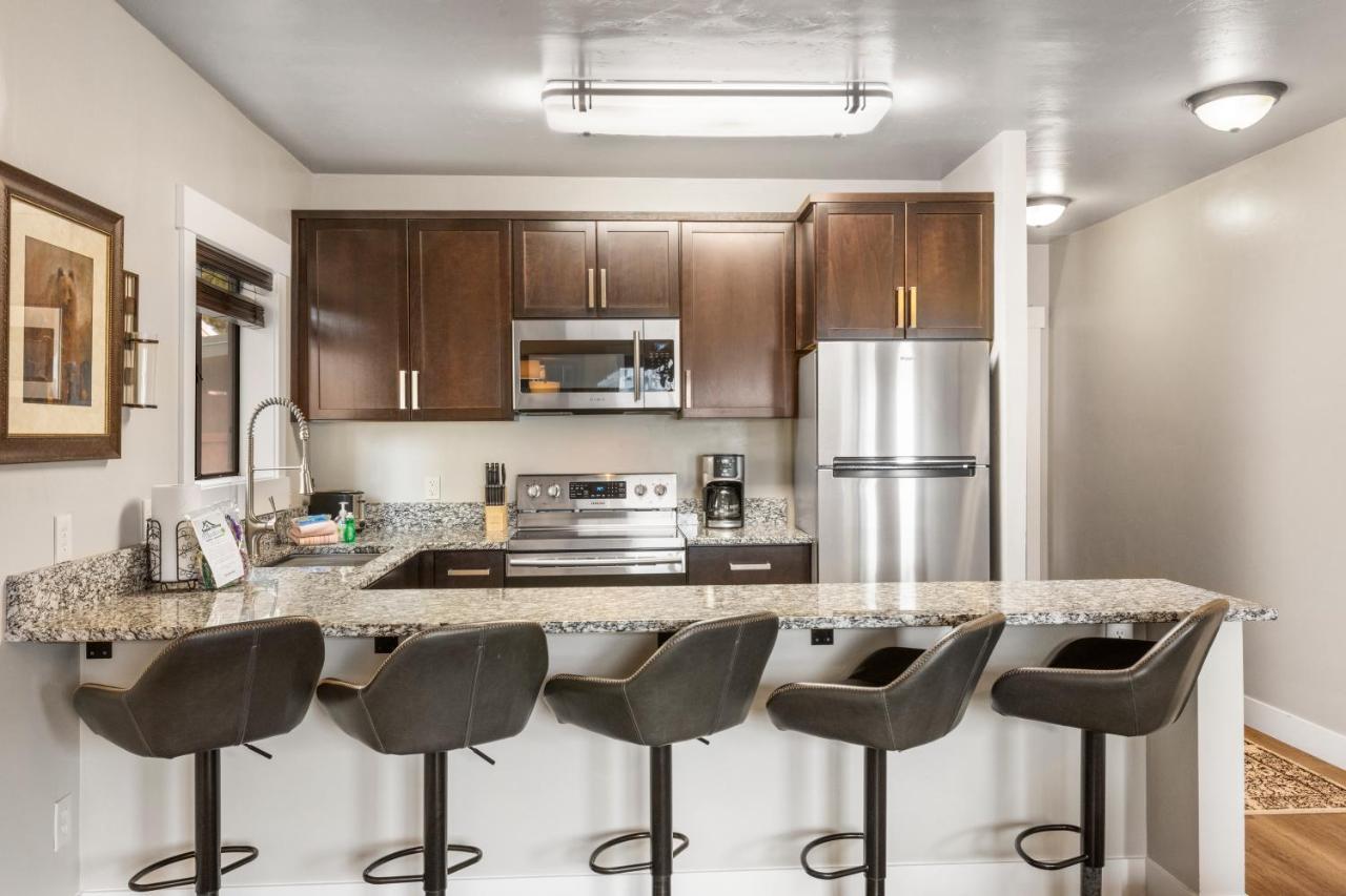 The Yellowstone Hideaway Unit A West Yellowstone Ngoại thất bức ảnh