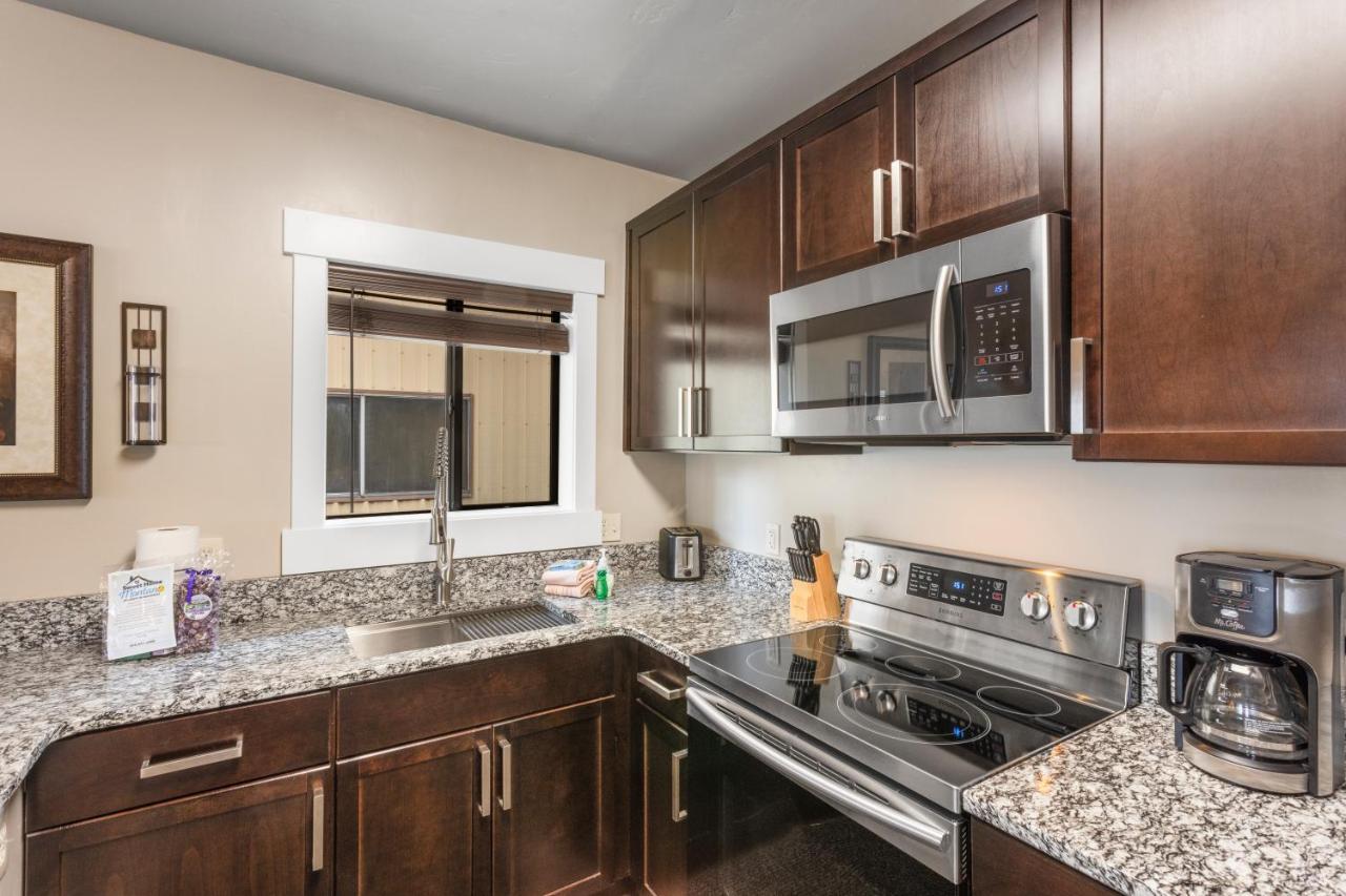 The Yellowstone Hideaway Unit A West Yellowstone Ngoại thất bức ảnh