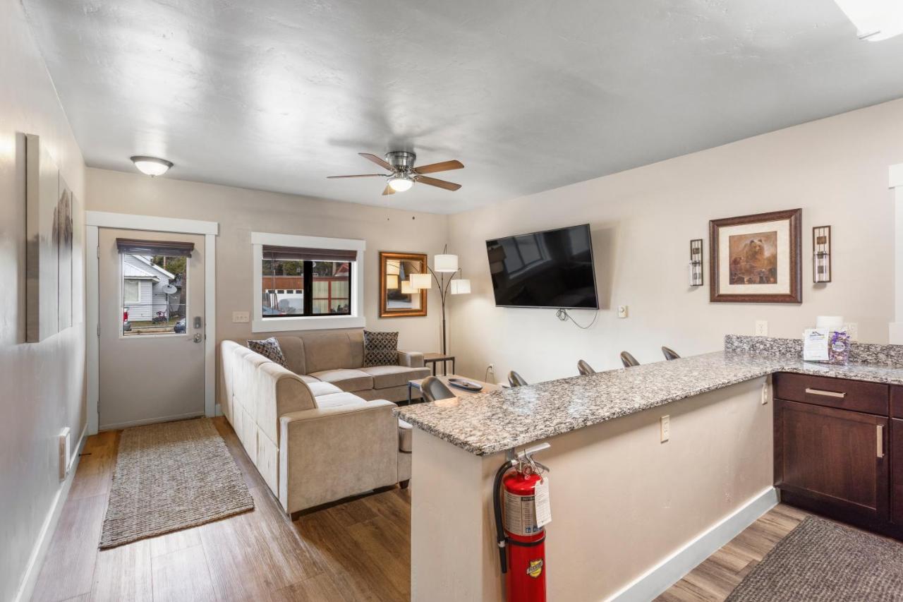 The Yellowstone Hideaway Unit A West Yellowstone Ngoại thất bức ảnh